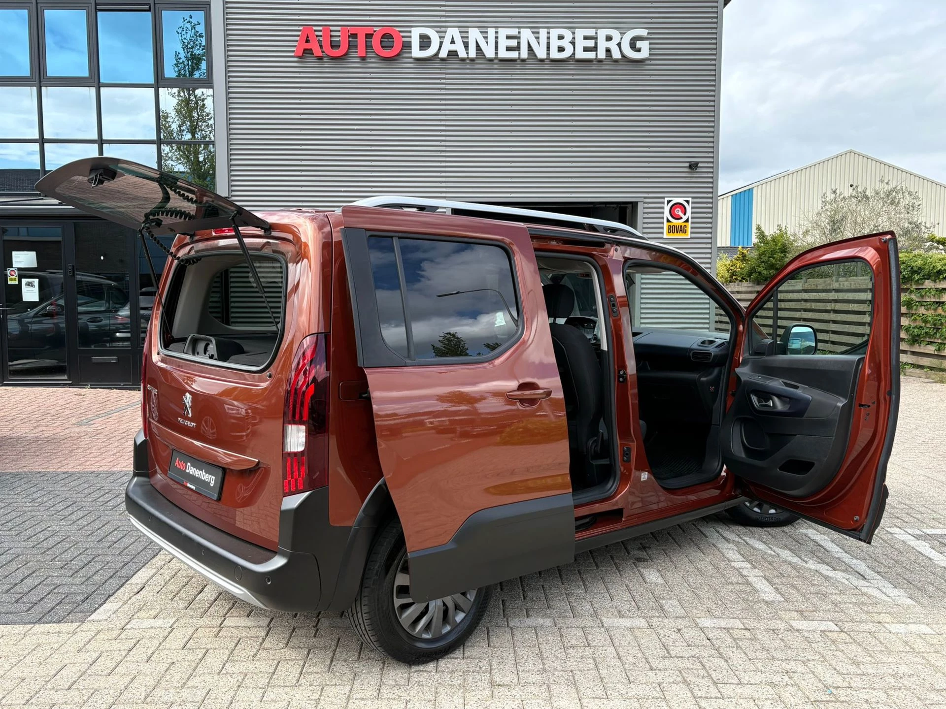 Hoofdafbeelding Peugeot Rifter