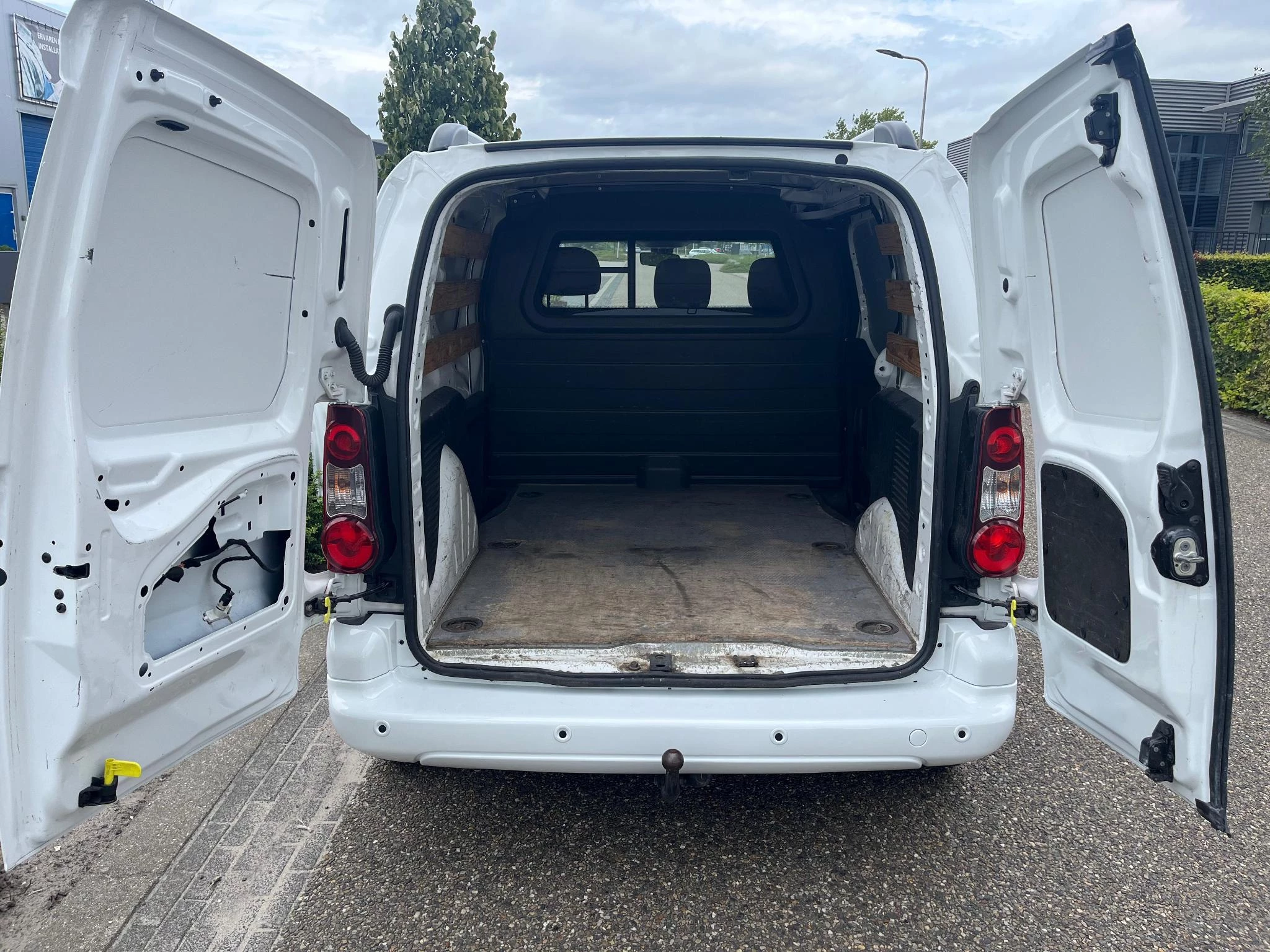 Hoofdafbeelding Peugeot Partner