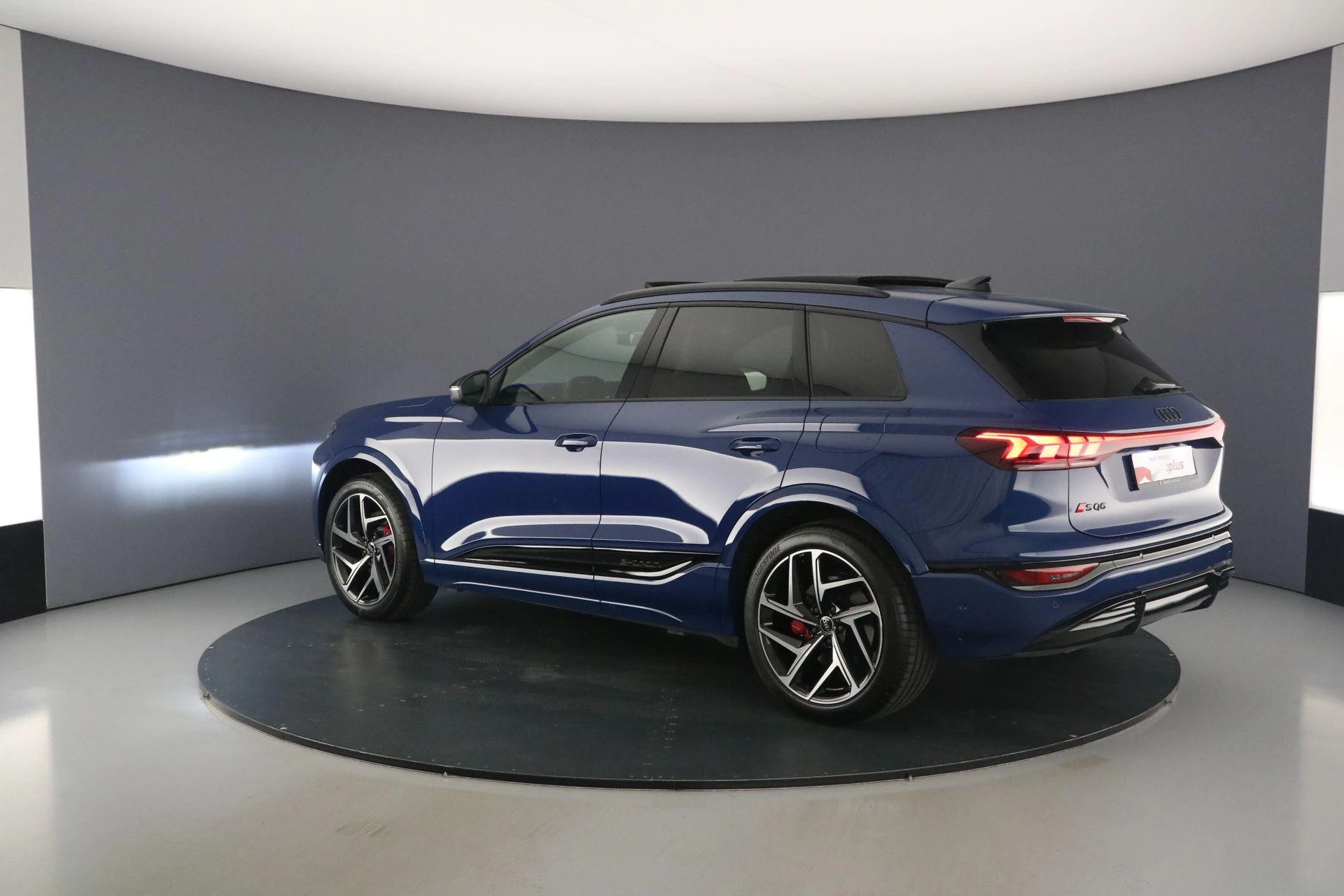 Hoofdafbeelding Audi Q6 e-tron