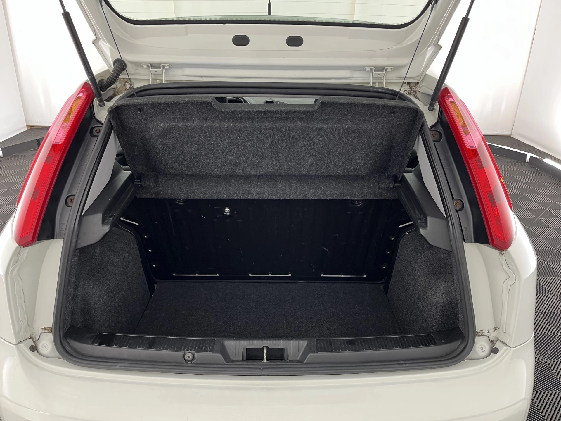 Hoofdafbeelding Fiat Punto