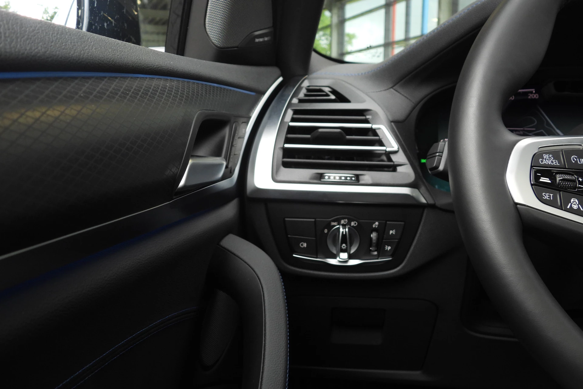 Hoofdafbeelding BMW iX3