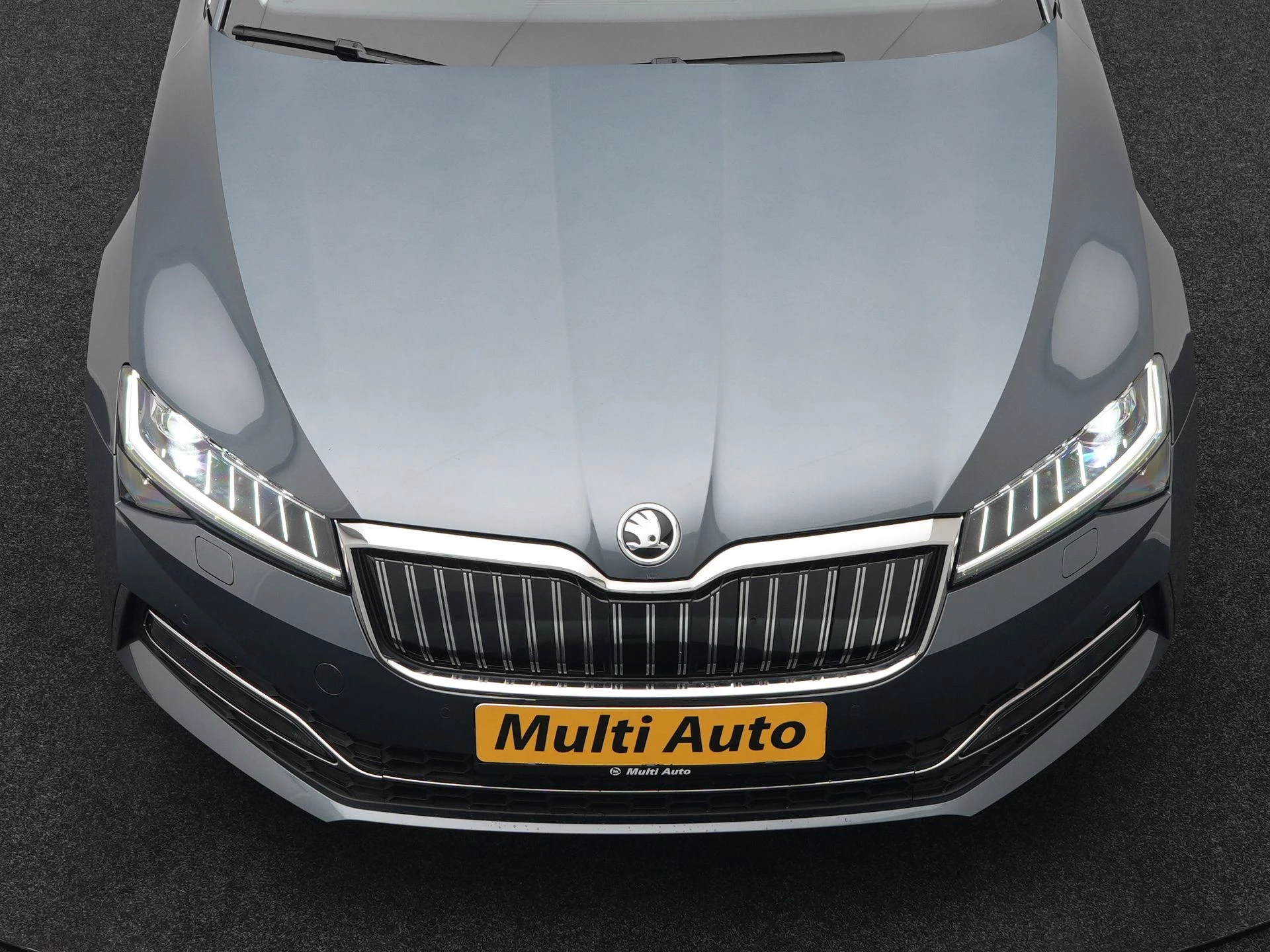 Hoofdafbeelding Škoda Superb