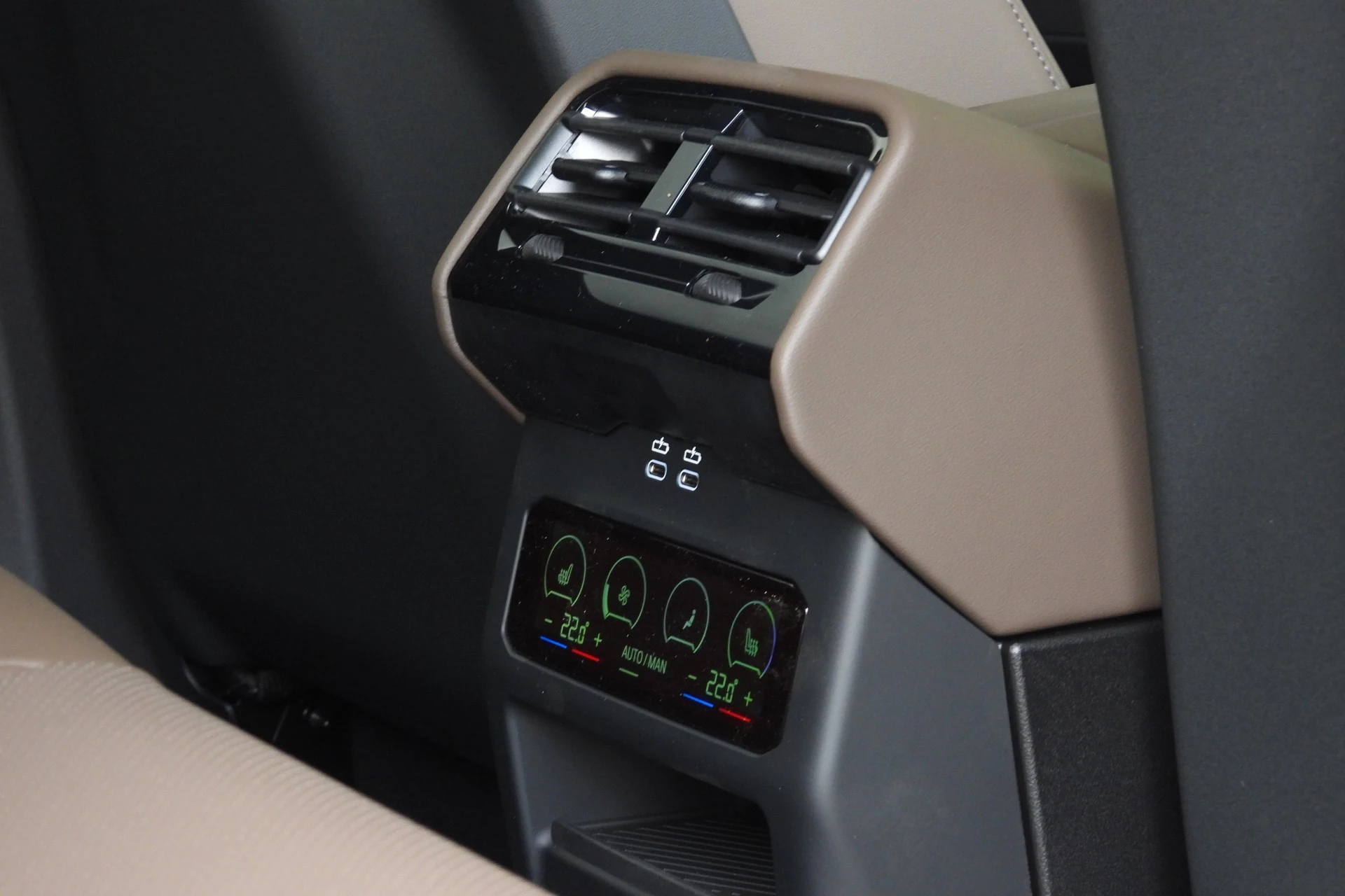 Hoofdafbeelding BMW i5
