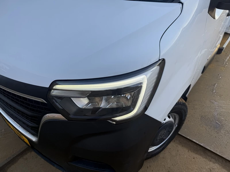 Hoofdafbeelding Renault eMaster