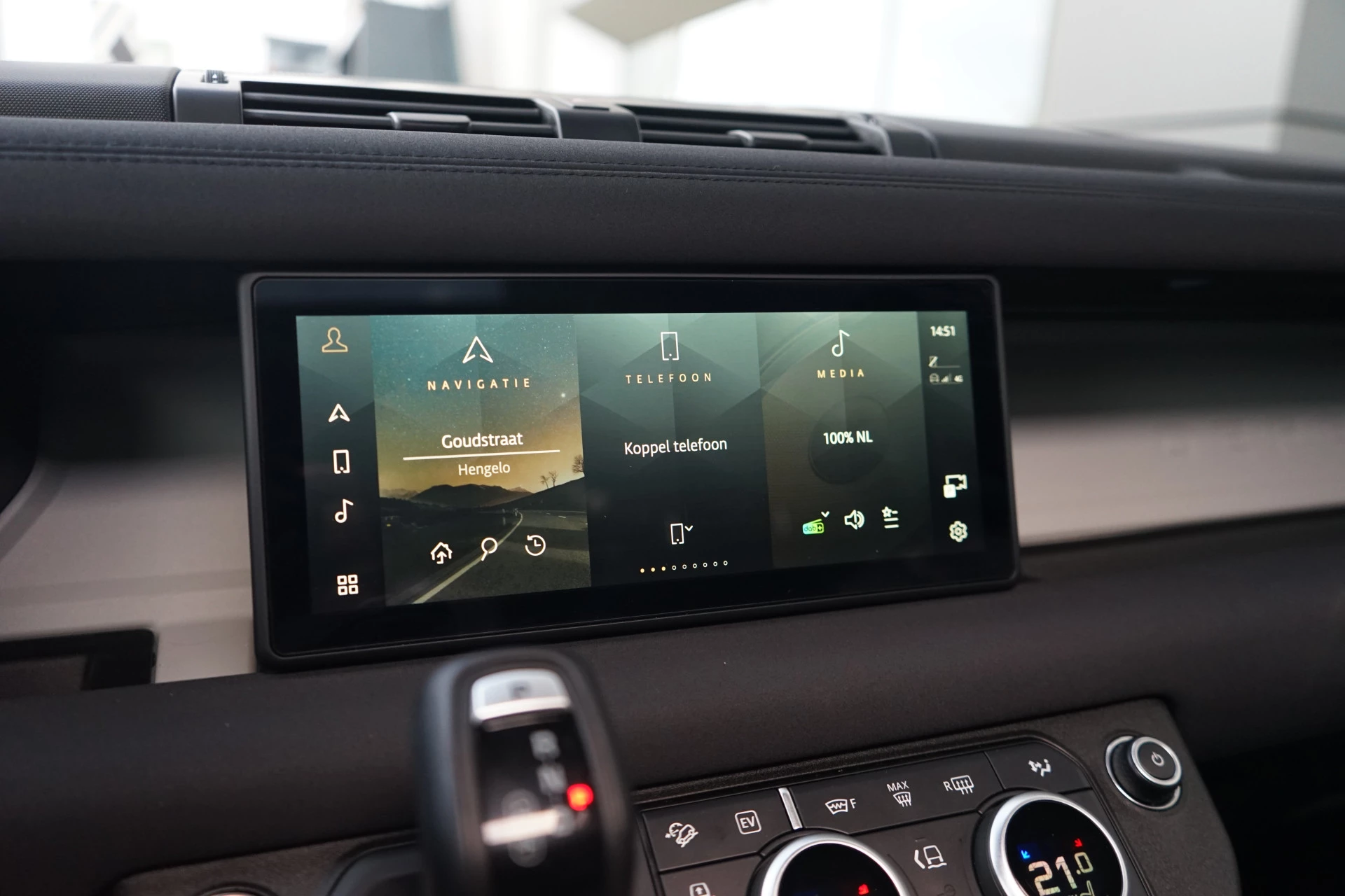 Hoofdafbeelding Land Rover Defender