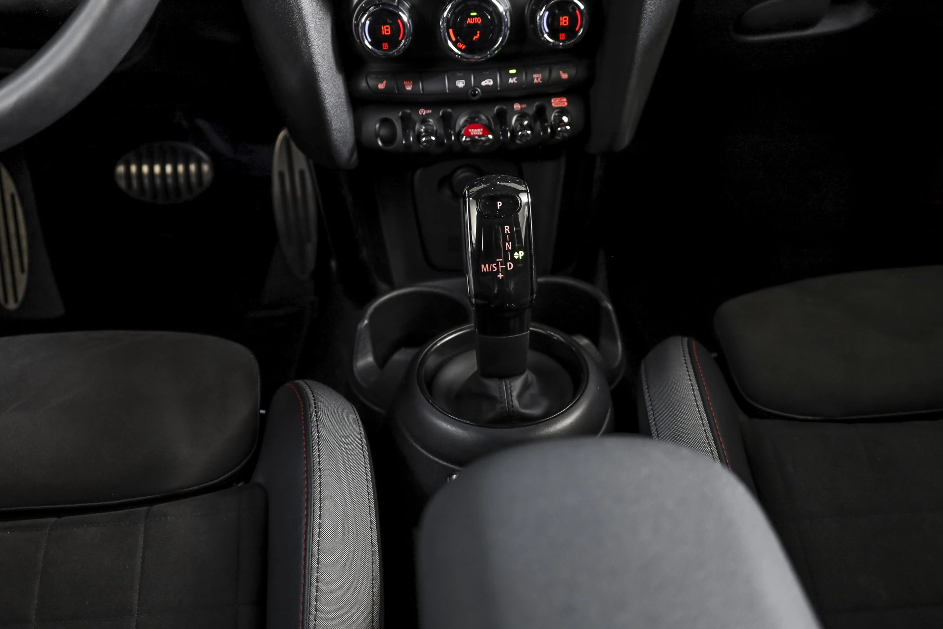 Hoofdafbeelding MINI Cooper S