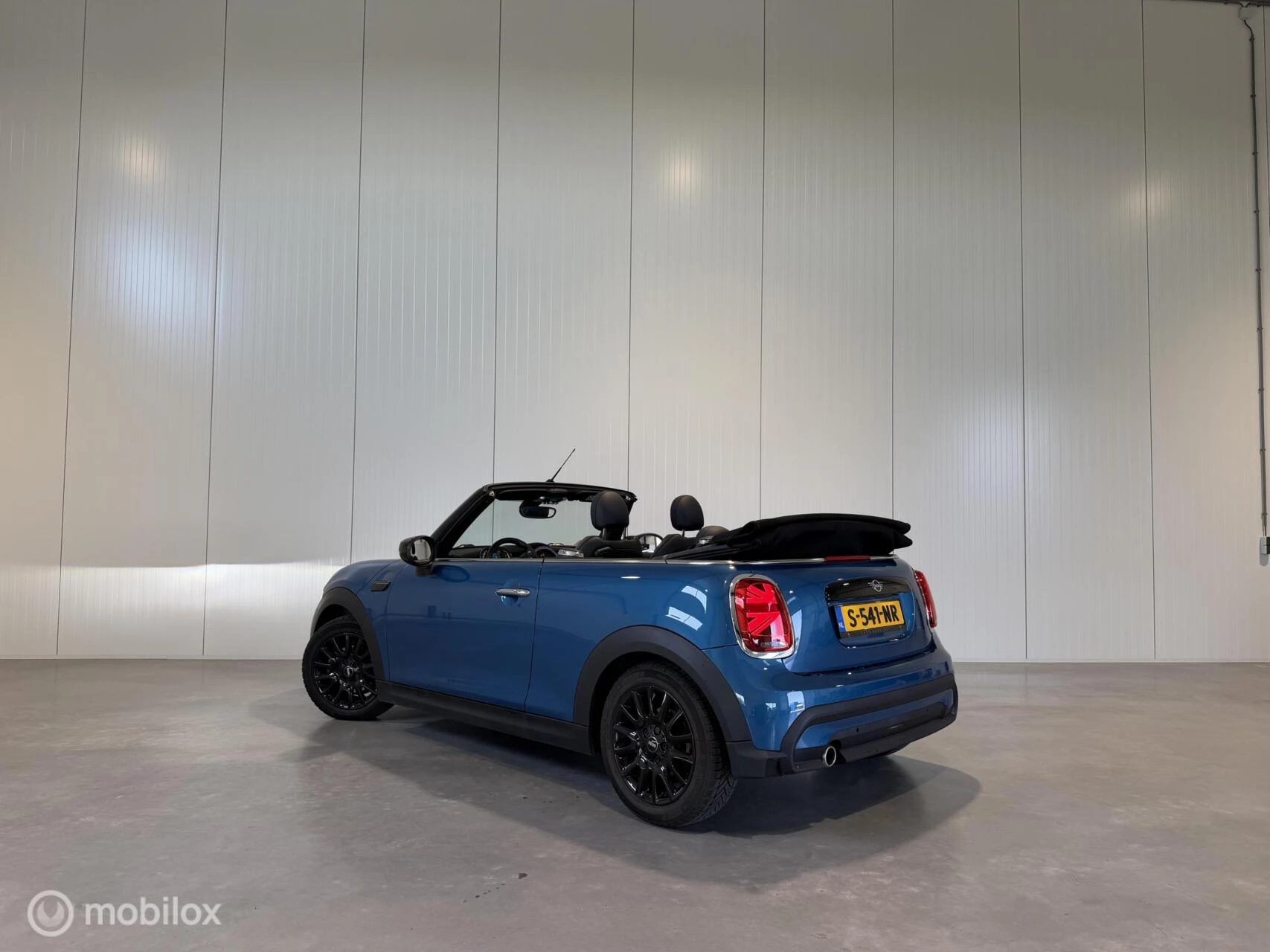 Hoofdafbeelding MINI Cooper Cabrio