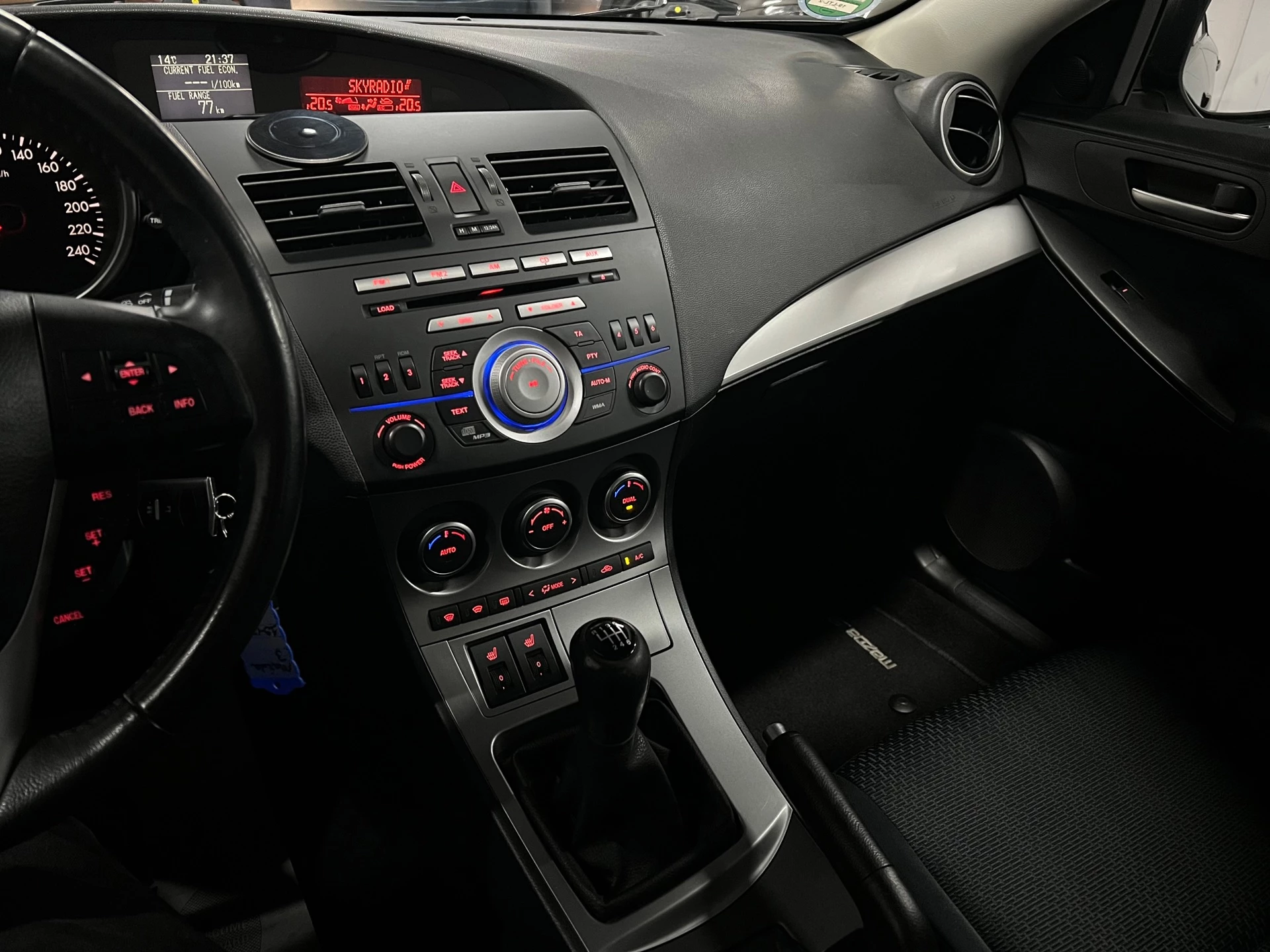 Hoofdafbeelding Mazda 3