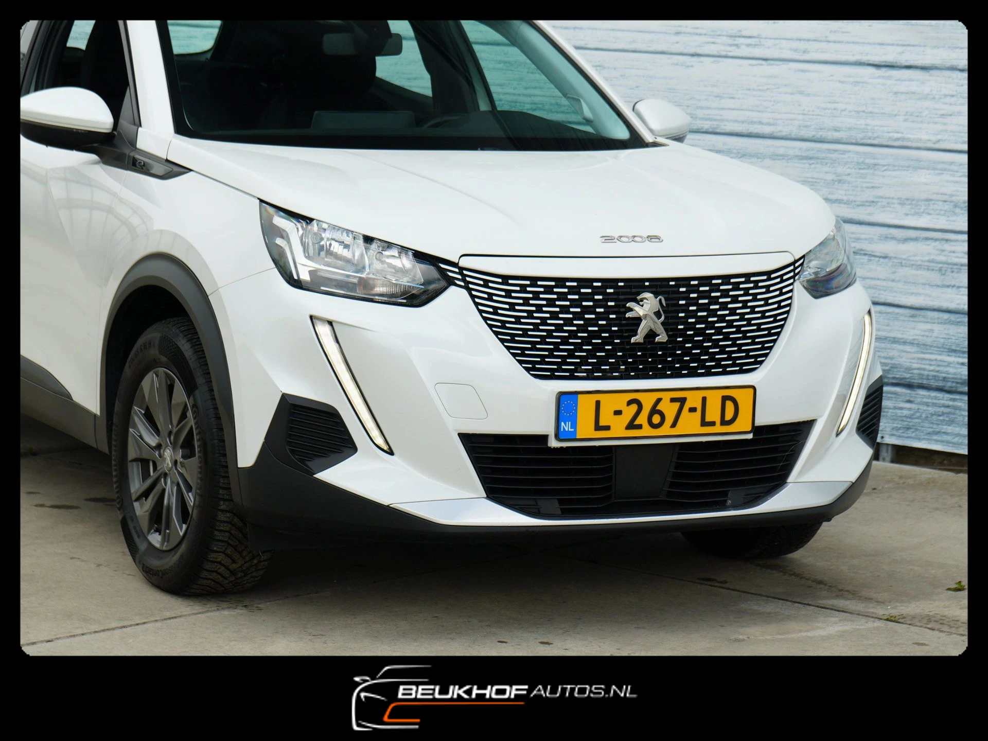 Hoofdafbeelding Peugeot e-2008