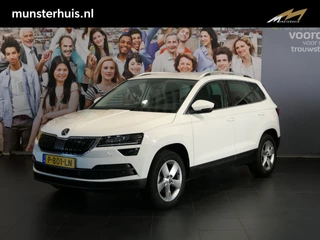 Škoda Karoq 1.5 TSI ACT Style *AUTOMAAT* *Incl. Wegklapbare trekhaak!* - Camera, navi, voorstoelen en achterbank verwarmd!