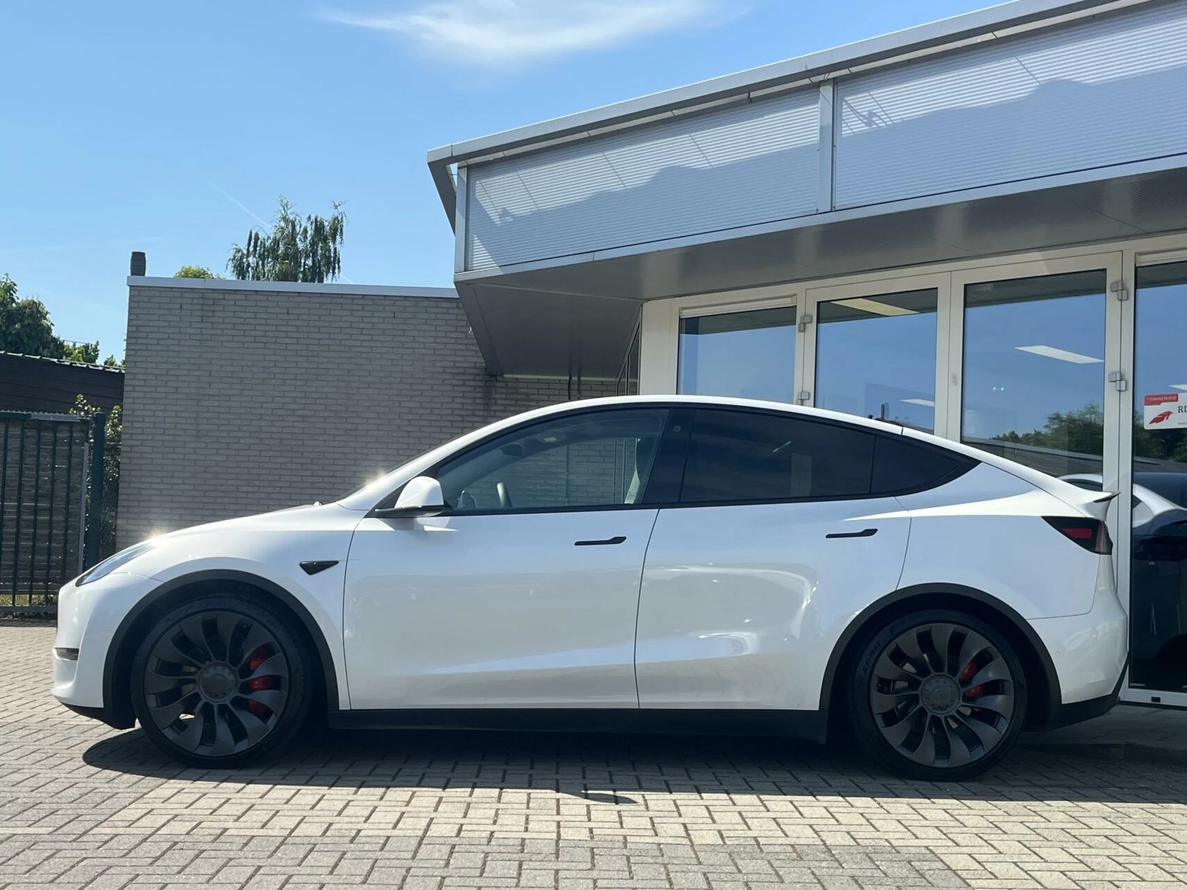 Hoofdafbeelding Tesla Model Y