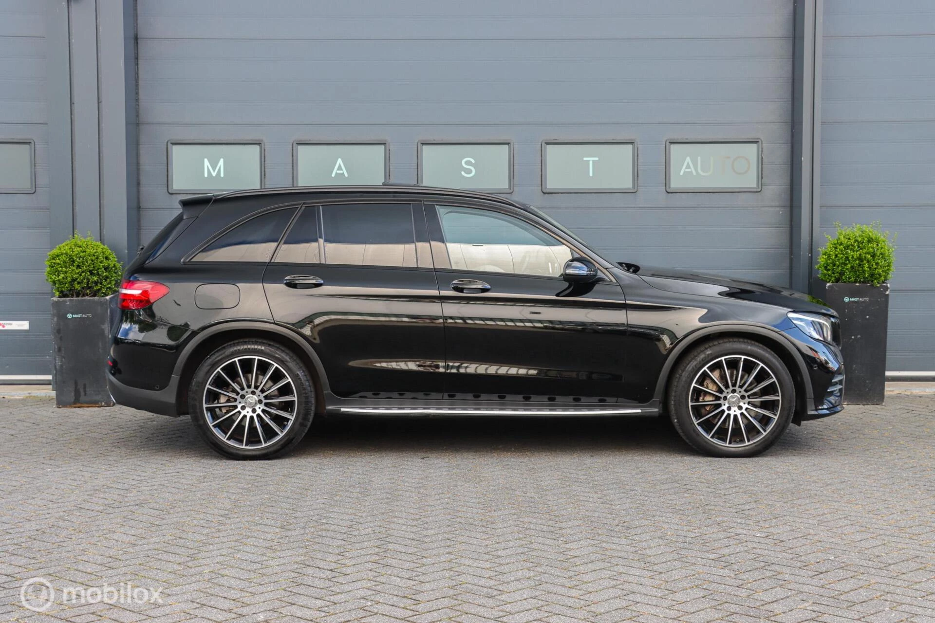 Hoofdafbeelding Mercedes-Benz GLC