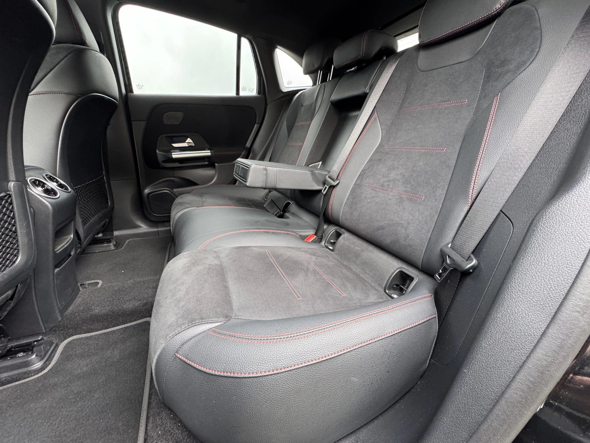 Hoofdafbeelding Mercedes-Benz EQA