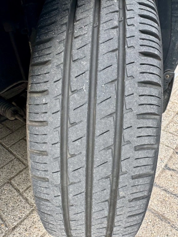 Hoofdafbeelding Hyundai H300