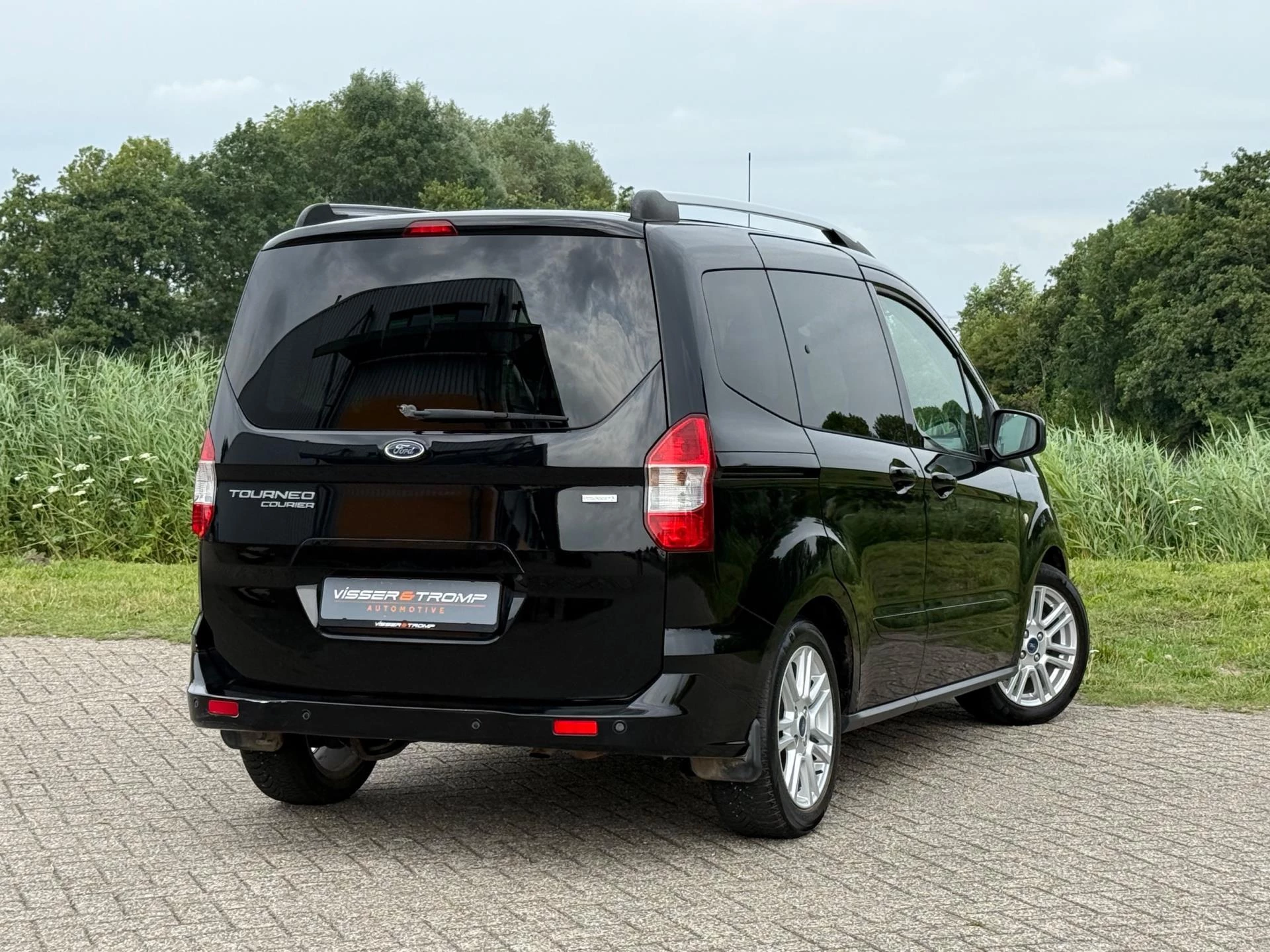 Hoofdafbeelding Ford Tourneo Courier