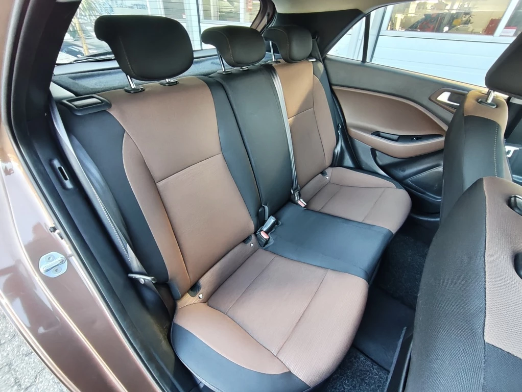 Hoofdafbeelding Hyundai i20