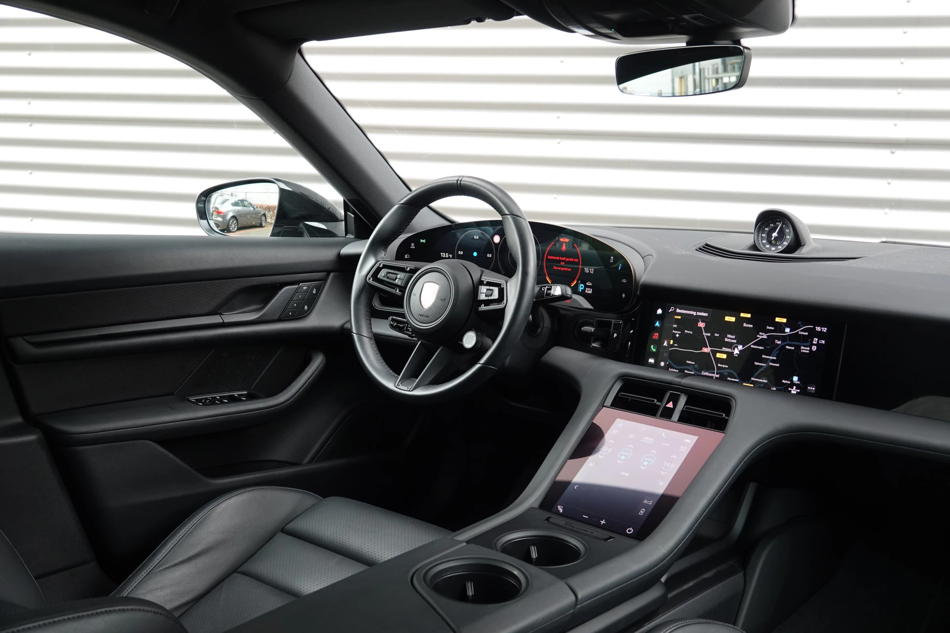 Hoofdafbeelding Porsche Taycan