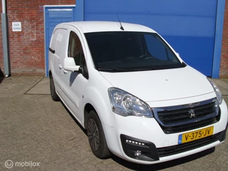 Hoofdafbeelding Peugeot Partner Peugeot Partner bestel 120 1.6 BlueHDi 100 L1 Premium