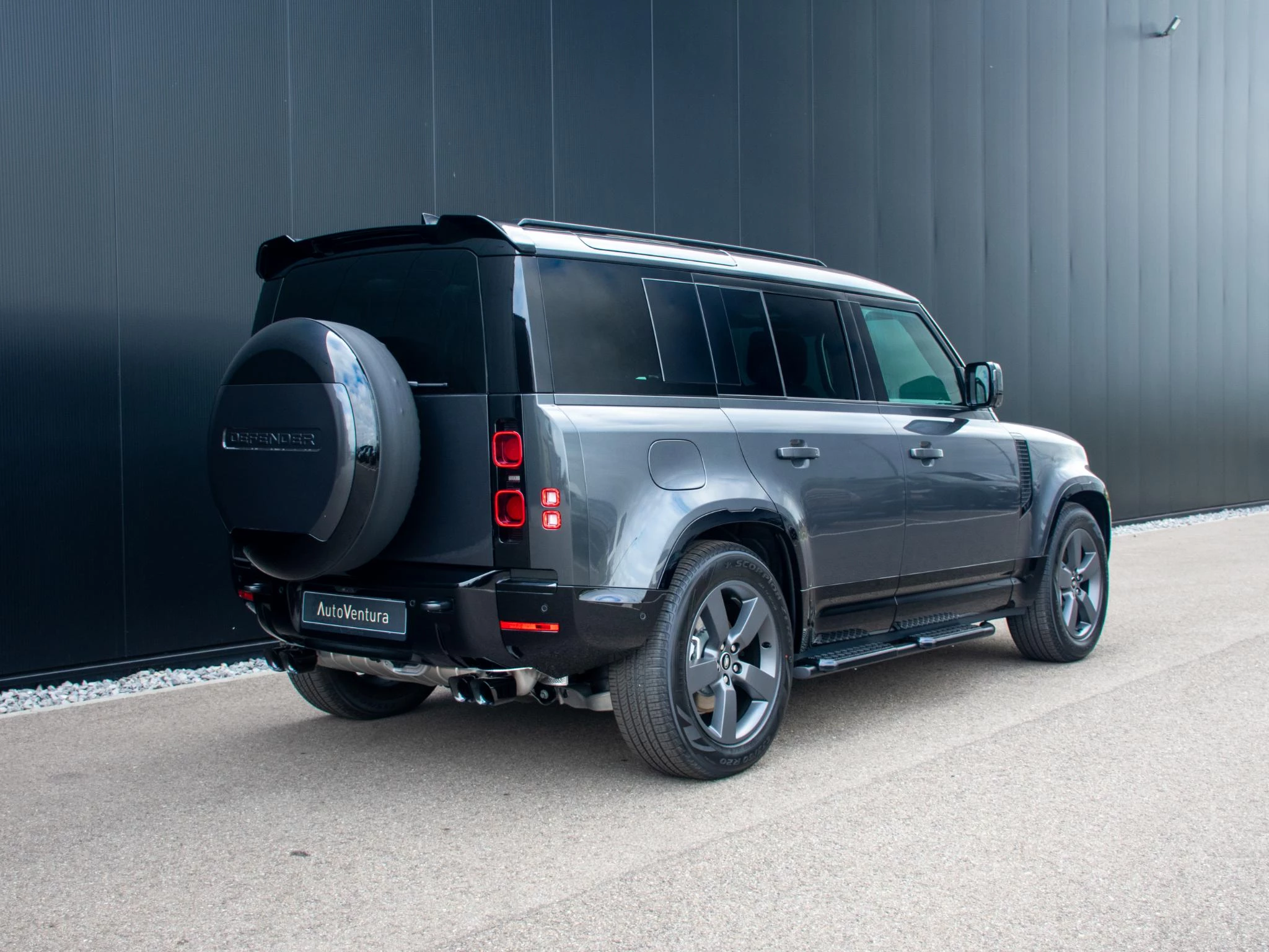 Hoofdafbeelding Land Rover Defender