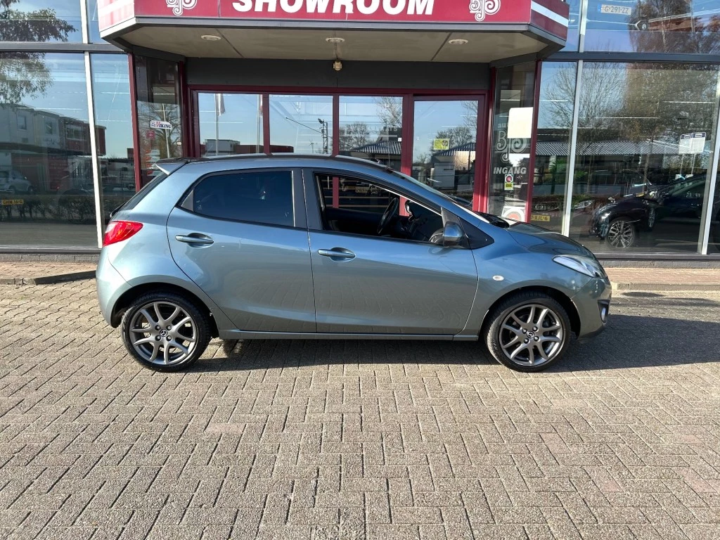 Hoofdafbeelding Mazda 2