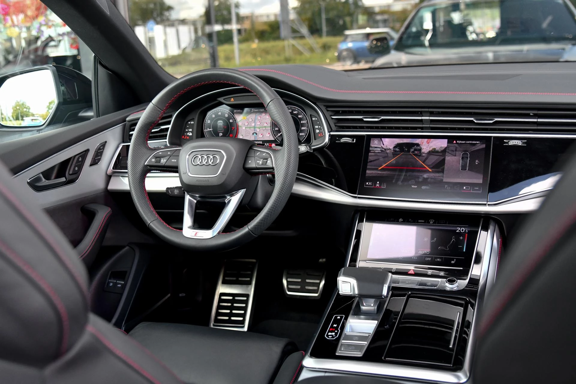 Hoofdafbeelding Audi Q8