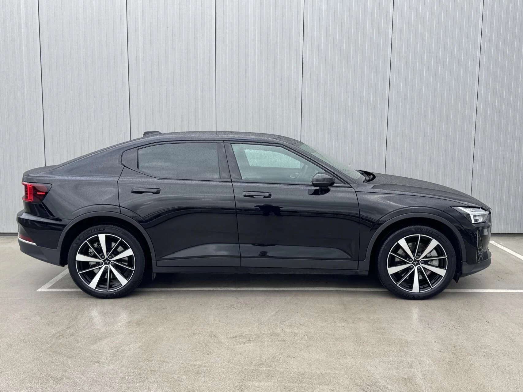 Hoofdafbeelding Polestar 2