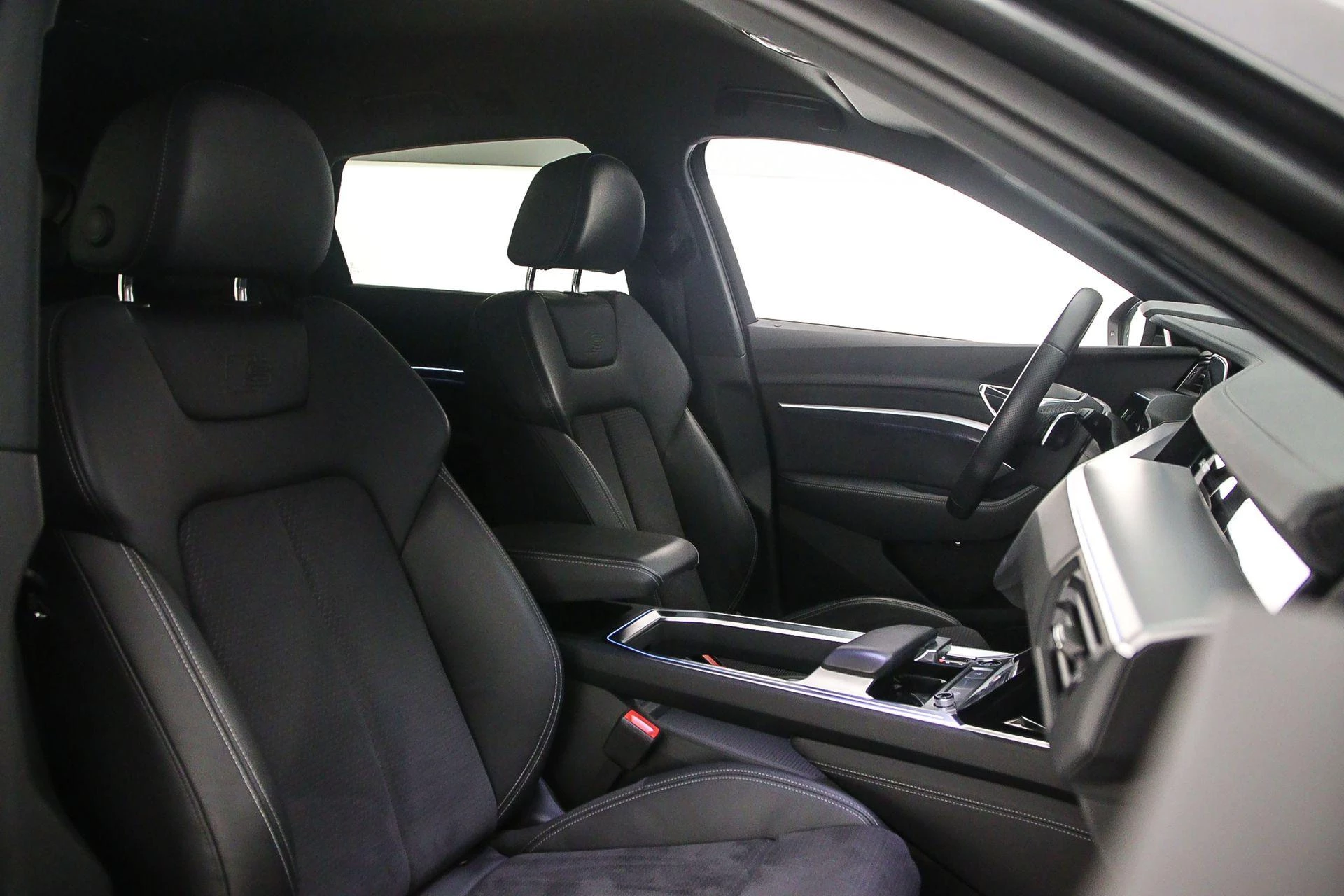 Hoofdafbeelding Audi Q8 e-tron