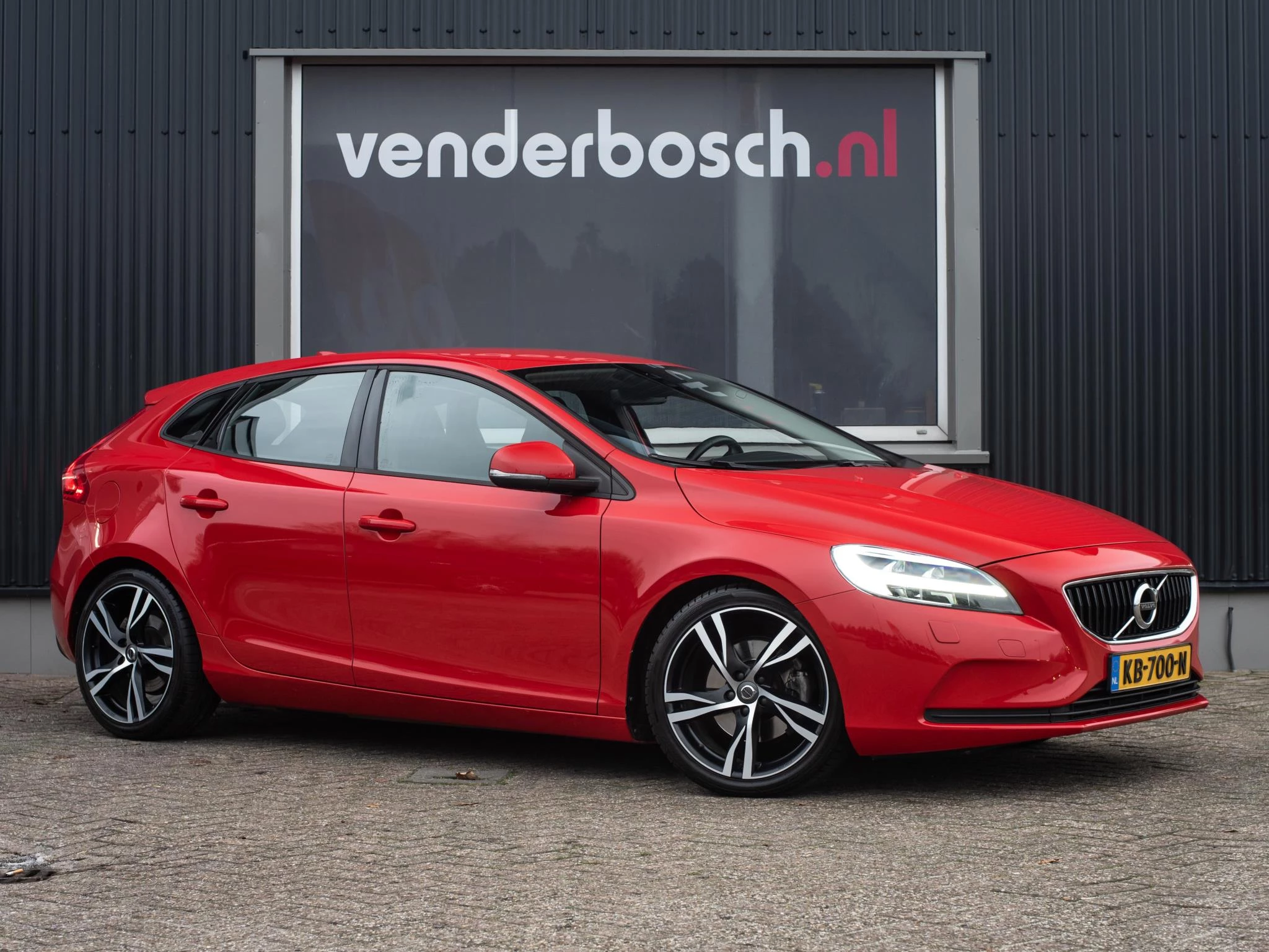 Hoofdafbeelding Volvo V40