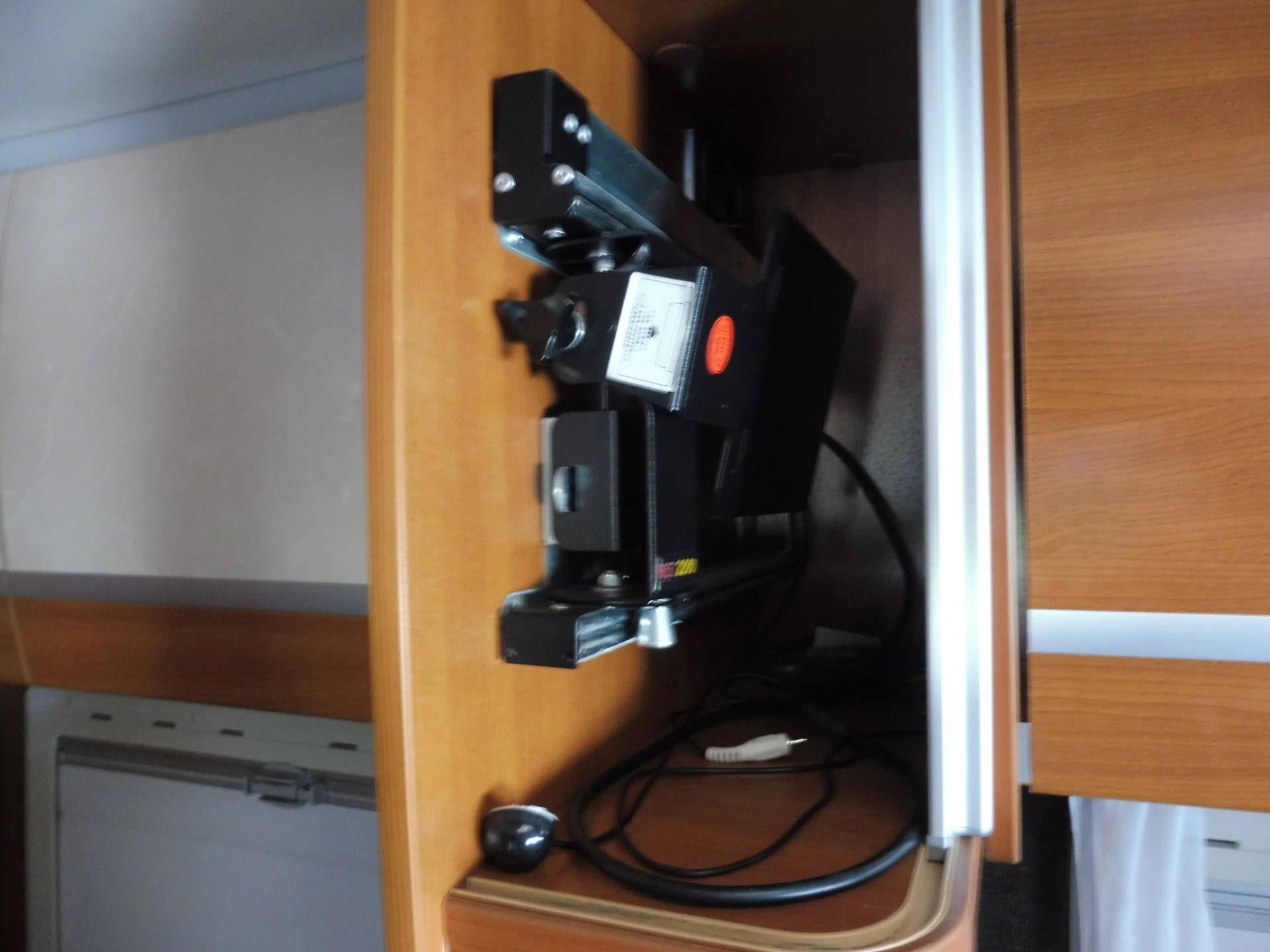 Hoofdafbeelding Challenger Mageo