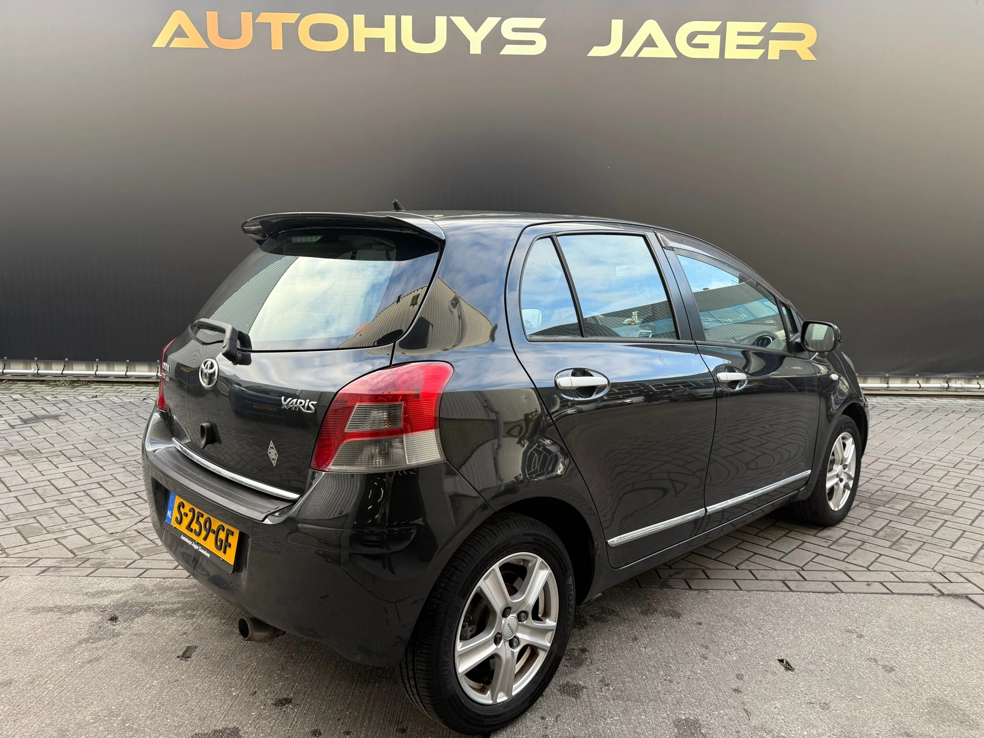 Hoofdafbeelding Toyota Yaris