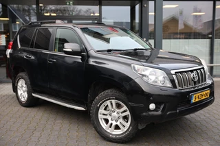 Toyota Land Cruiser Landcruiser 150 3.0 D-4D 5DRS LEGEND A/T VAN