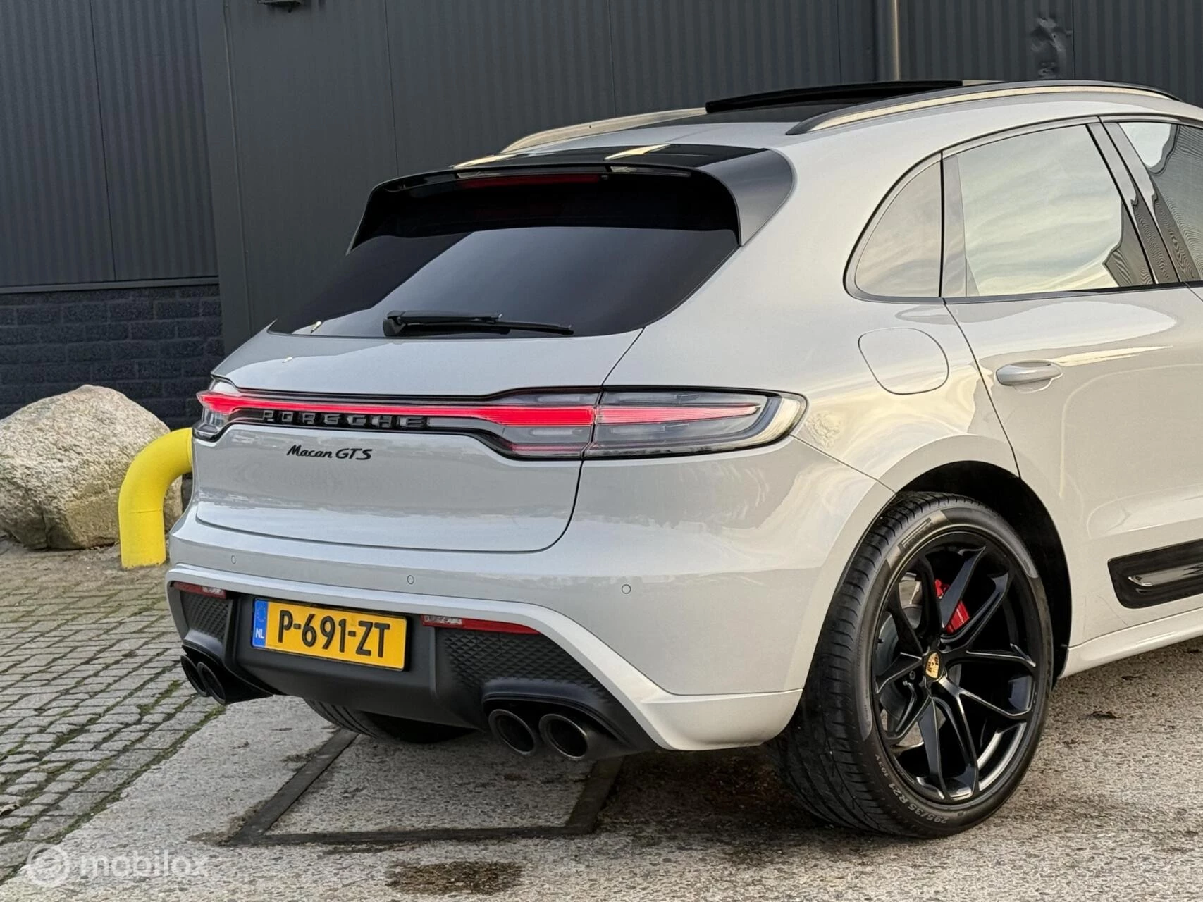 Hoofdafbeelding Porsche Macan