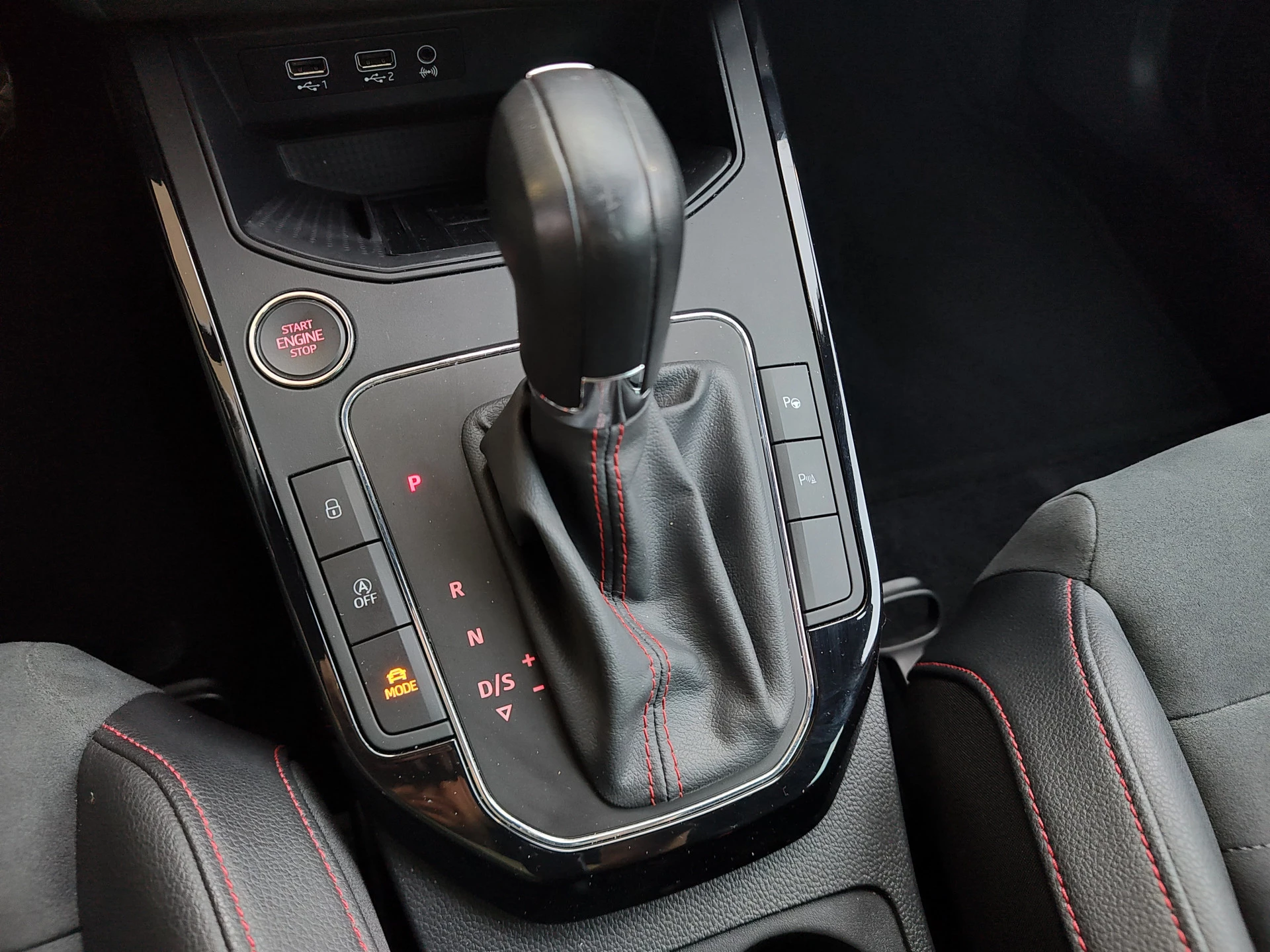 Hoofdafbeelding SEAT Arona