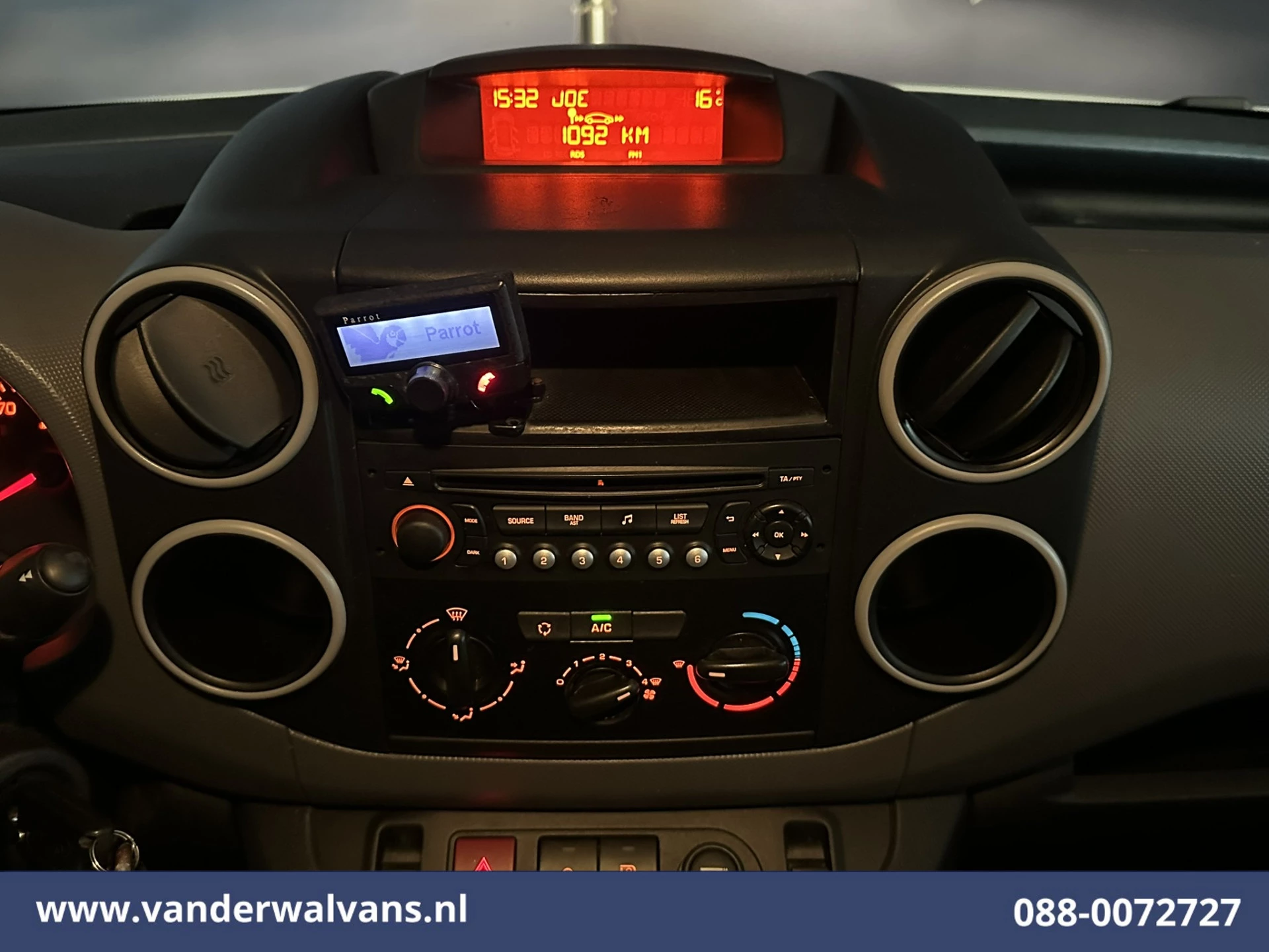 Hoofdafbeelding Peugeot Partner