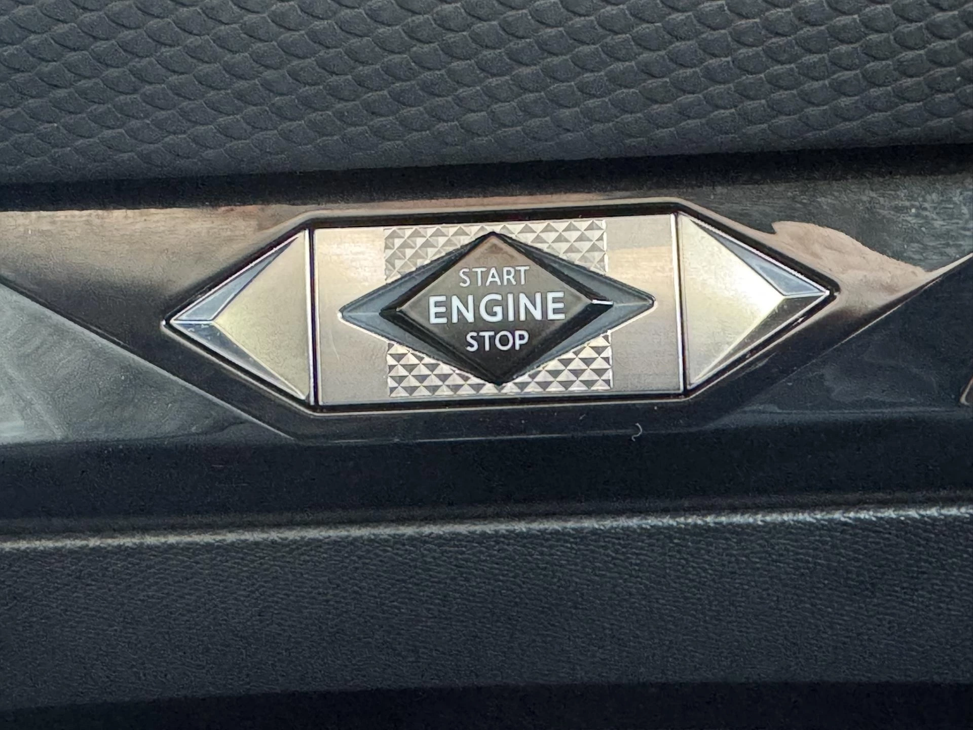 Hoofdafbeelding DS DS 4