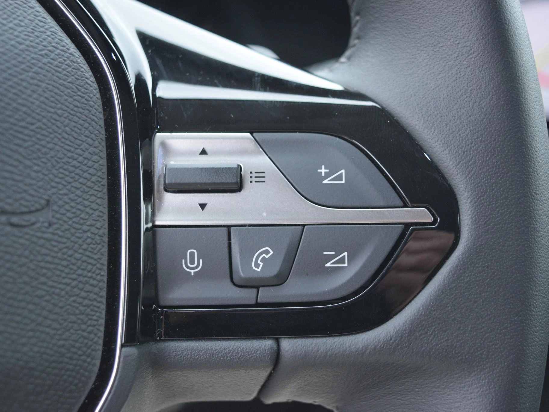 Hoofdafbeelding Peugeot 408