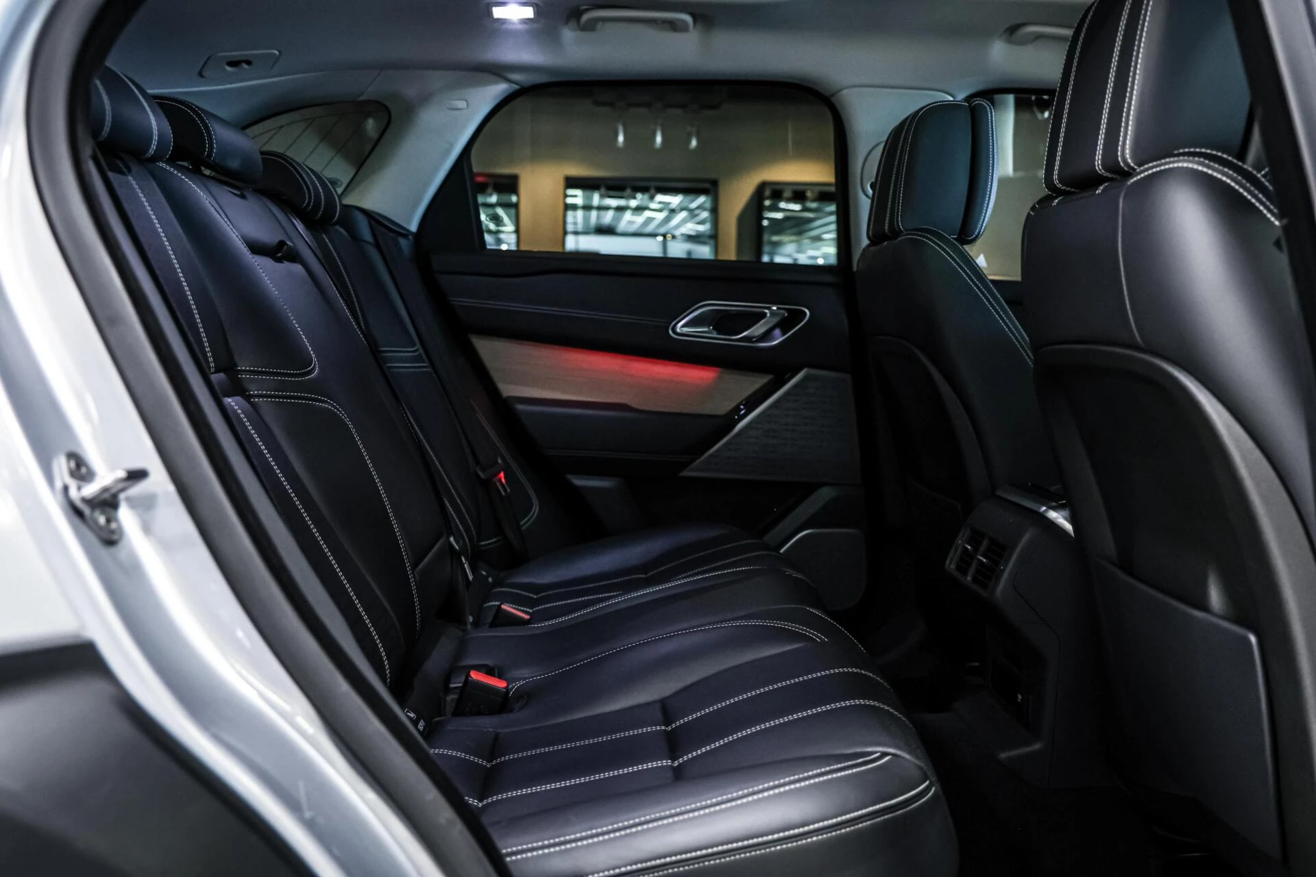 Hoofdafbeelding Land Rover Range Rover Velar