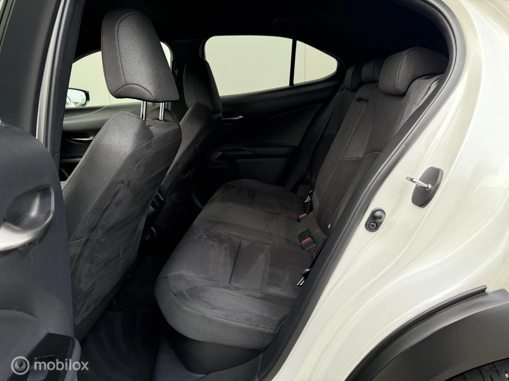 Hoofdafbeelding Lexus UX