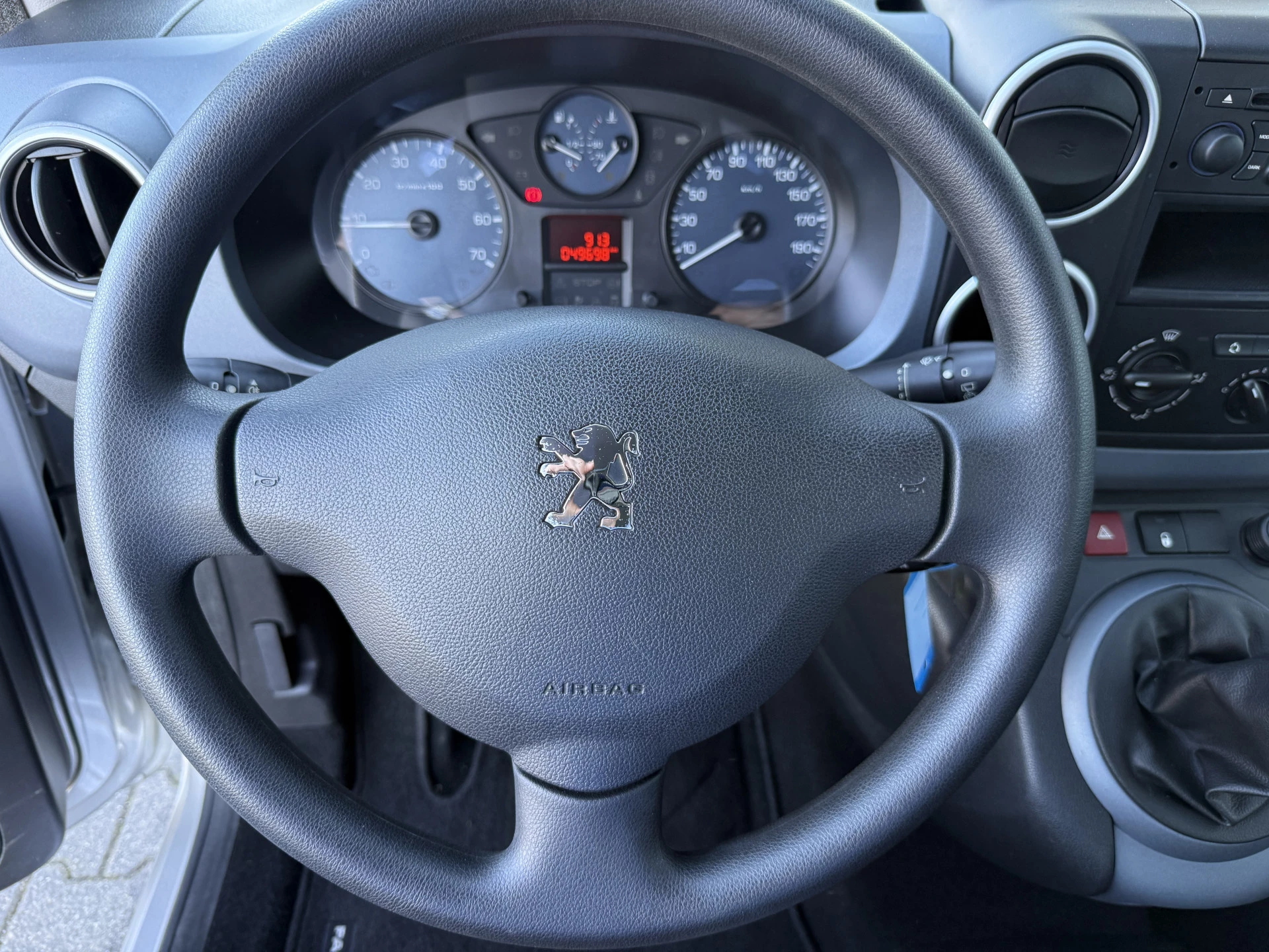 Hoofdafbeelding Peugeot Partner