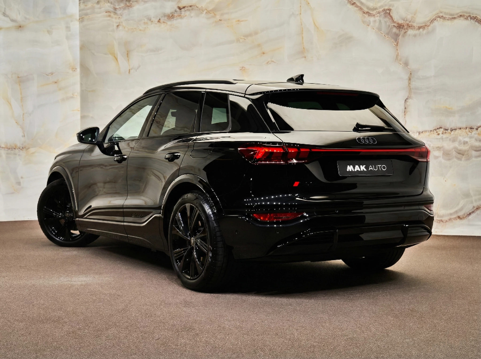 Hoofdafbeelding Audi SQ6 e-tron