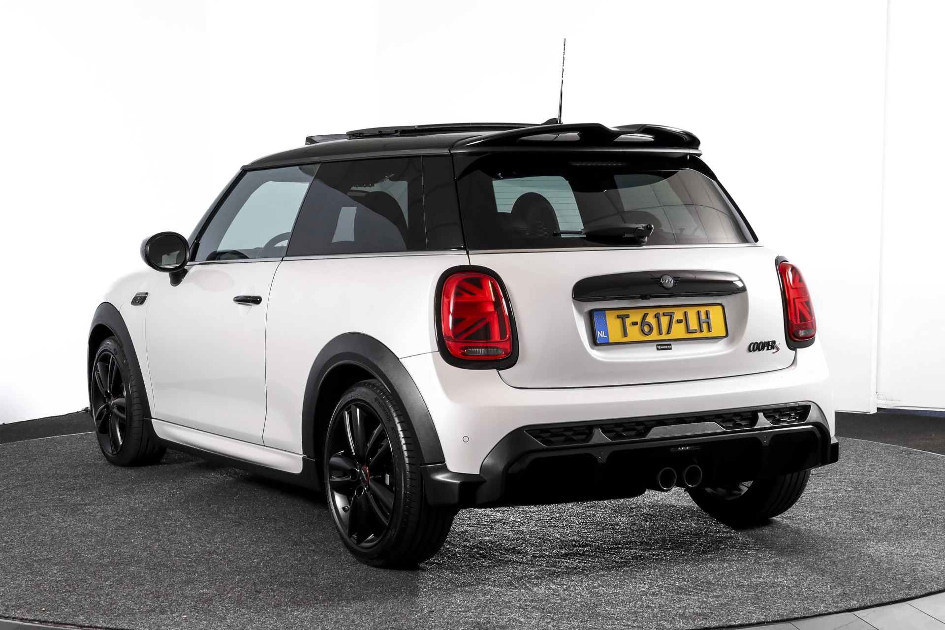 Hoofdafbeelding MINI Cooper S