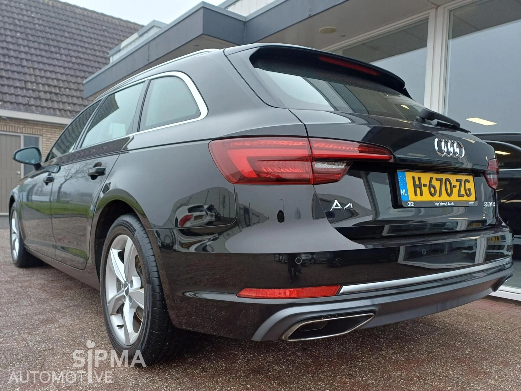 Hoofdafbeelding Audi A4