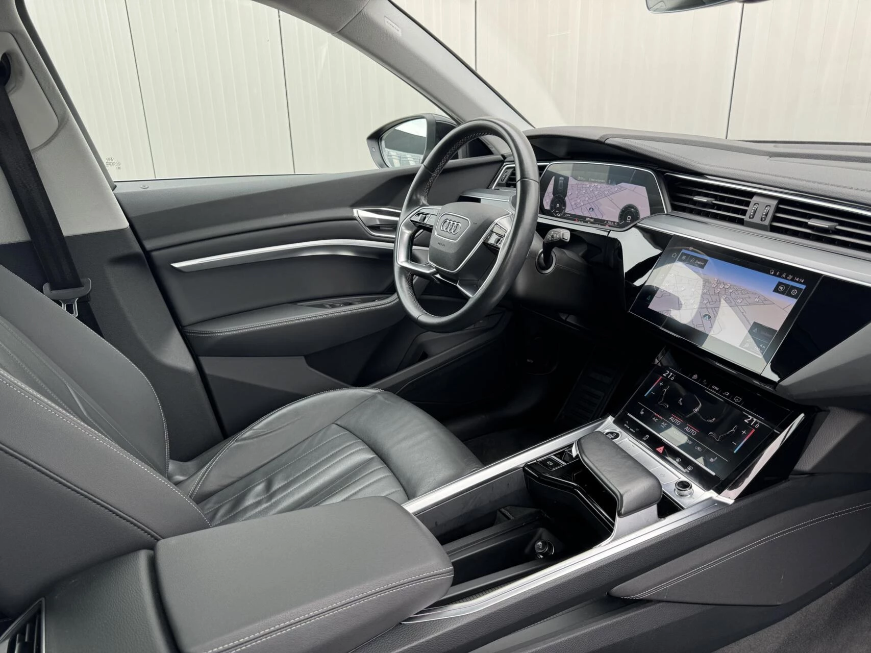Hoofdafbeelding Audi e-tron