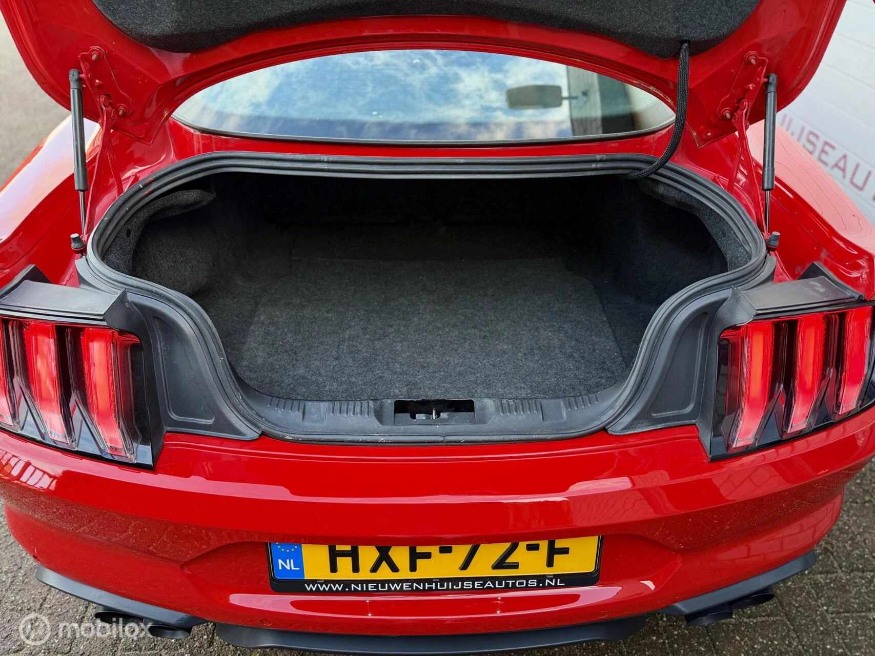 Hoofdafbeelding Ford Mustang