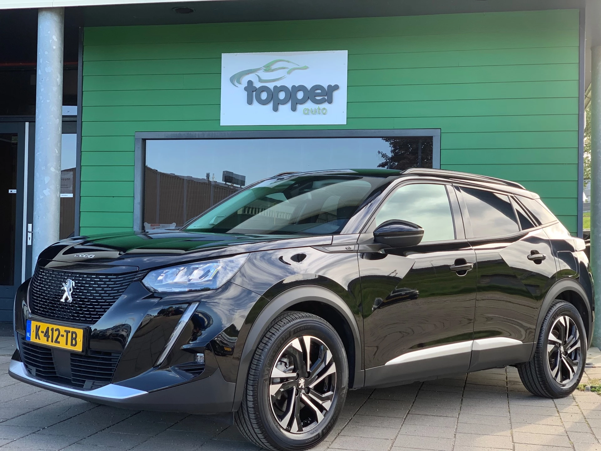Hoofdafbeelding Peugeot e-2008