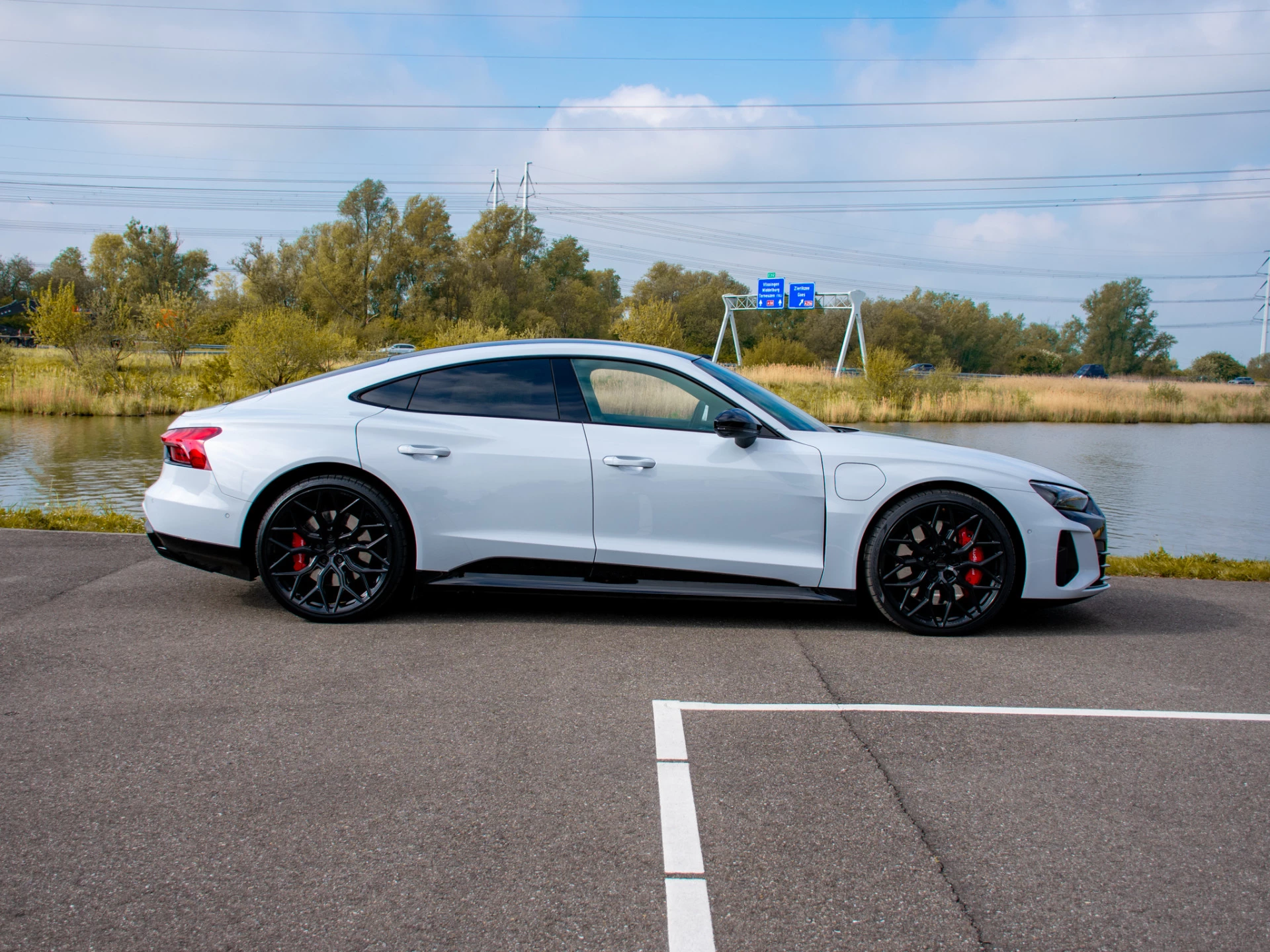 Hoofdafbeelding Audi e-tron GT