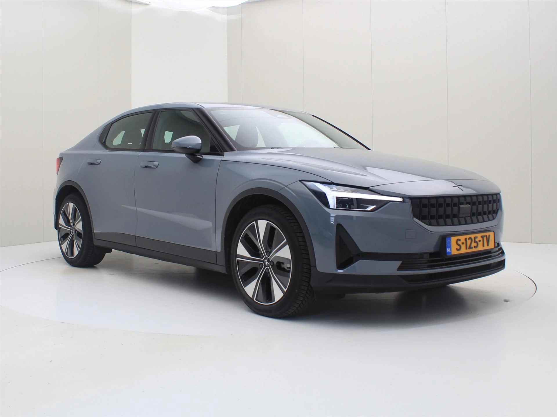 Hoofdafbeelding Polestar 2