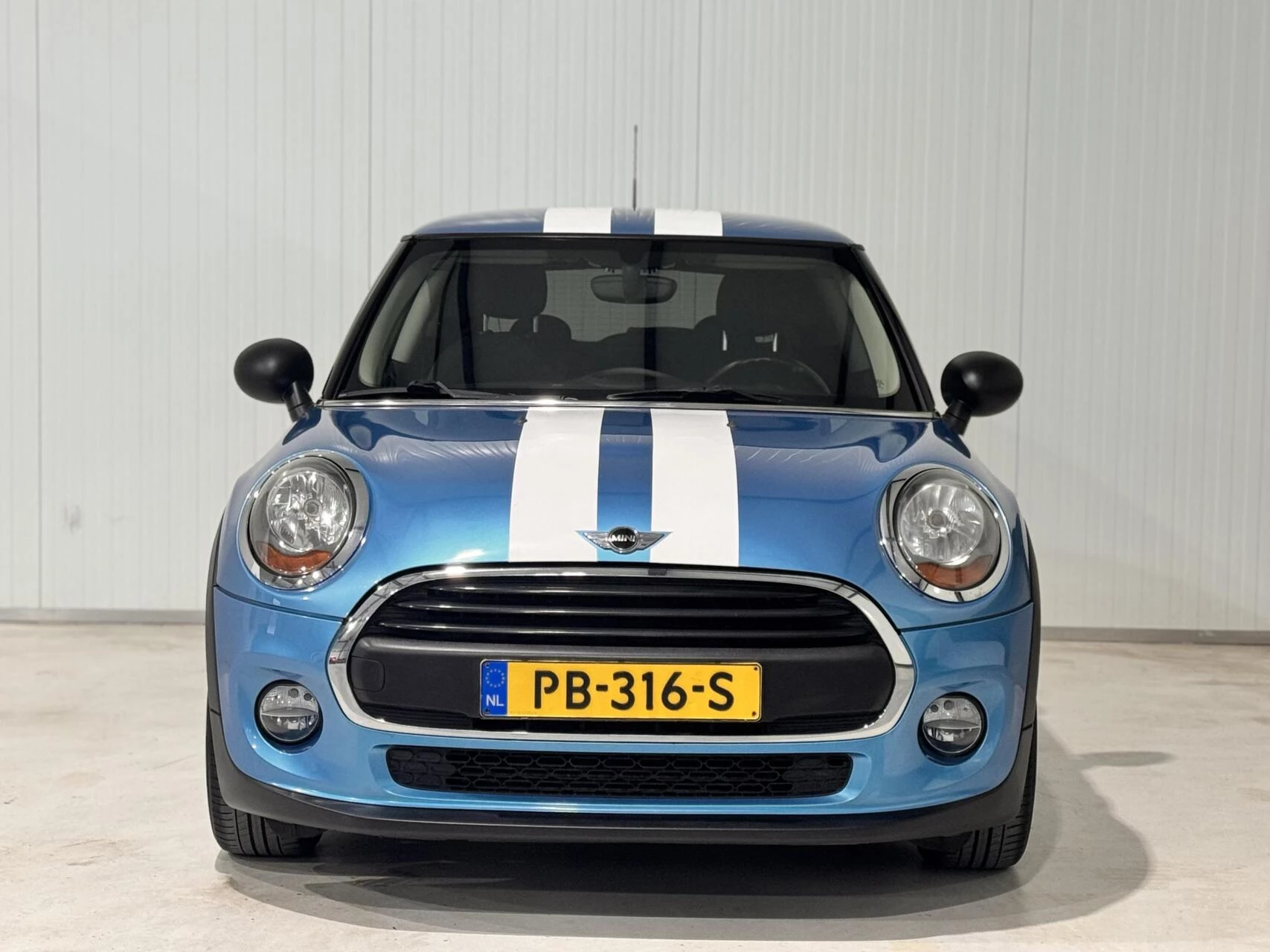 Hoofdafbeelding MINI One