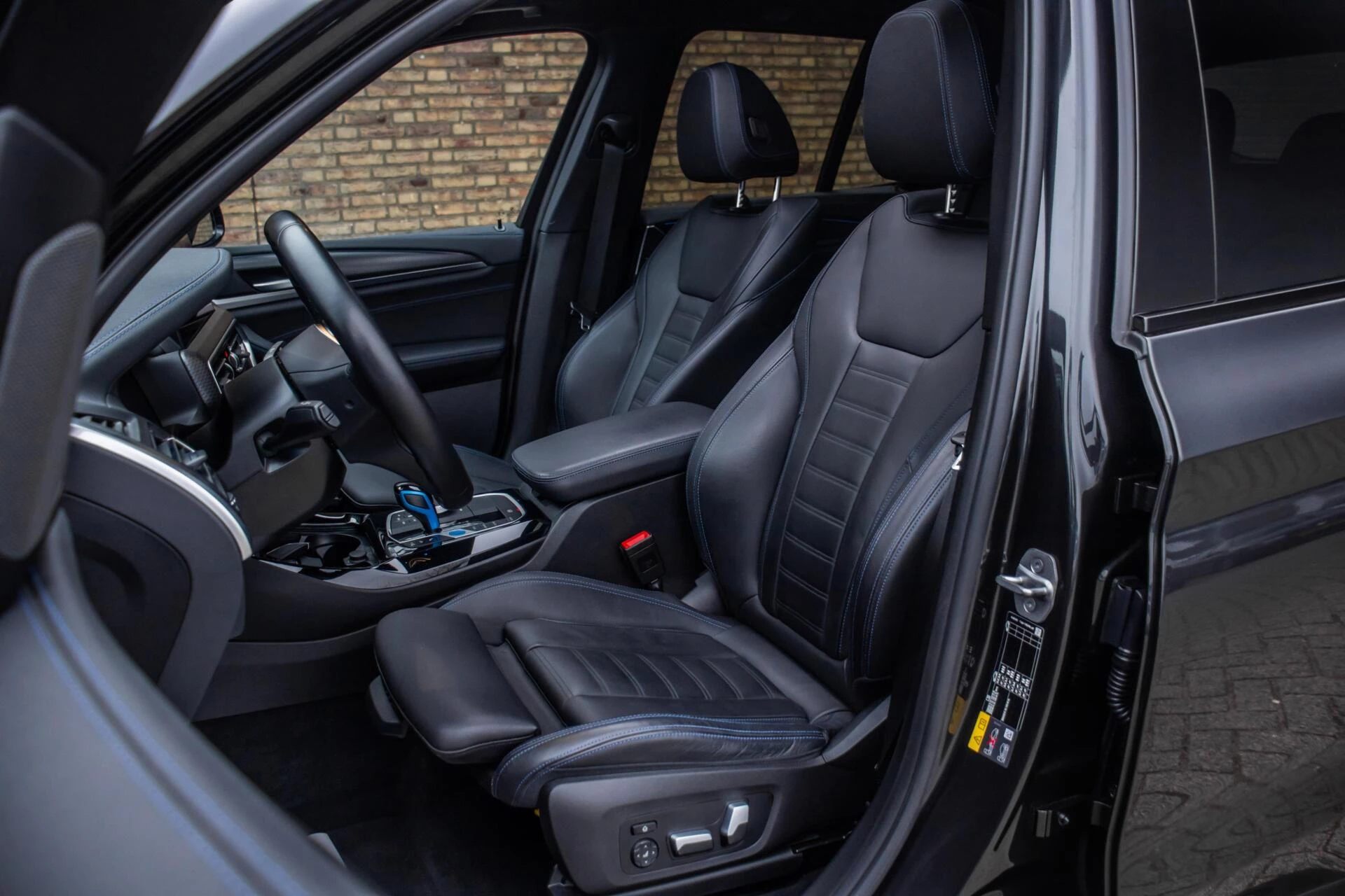 Hoofdafbeelding BMW iX3