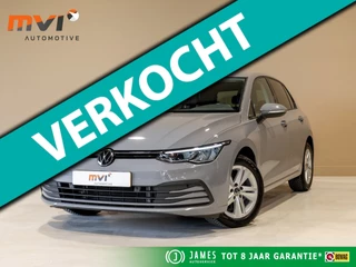 Volkswagen Golf 1.0 TSI Life / 110pk / Adaptieve cruise control / Apple CarPlay / Getint glas /